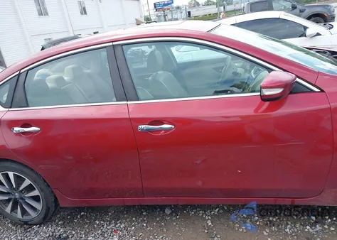 2017 Nissan Altima 2.5 Sl из США, поврежденный, VIN 1N4AL3AP8HC171684